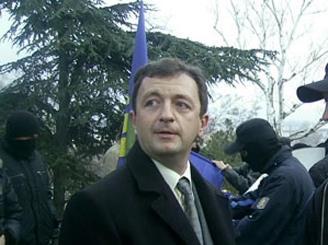 Нескольких свободовцев хотят лишить неприкосновенности Нескольких свободовцев хотят лишить неприкосновенности