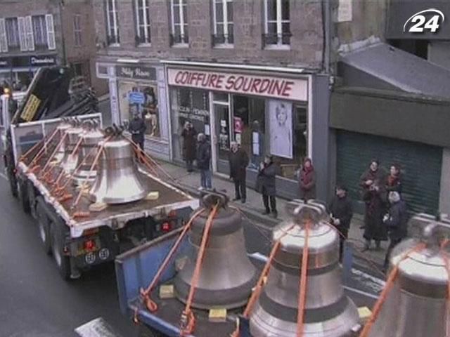 Собор Паризької Богоматері отримав нові дзвони до свого 850-річчя