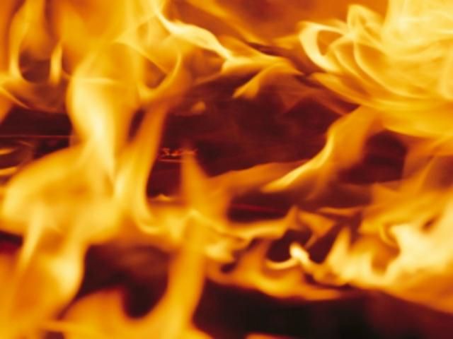 У Кіровограді горів торговий комплекс У Кіровограді горів торговий комплекс