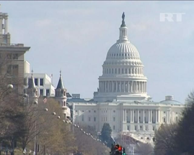 Конгресс США принял закон о временной отмене потолка госдолга
