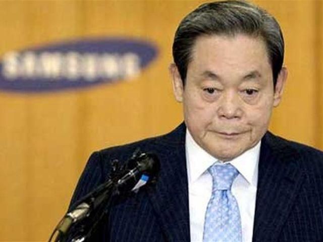 Глава Samsung отсудил у родственников 4 миллиарда долларов Глава Samsung отсудил у родственников 4 миллиарда долларов