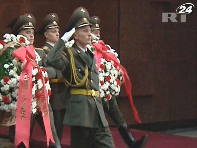 У Росії відзначають 70-річчя Сталінградської битви У Росії відзначають 70-річчя Сталінградської битви