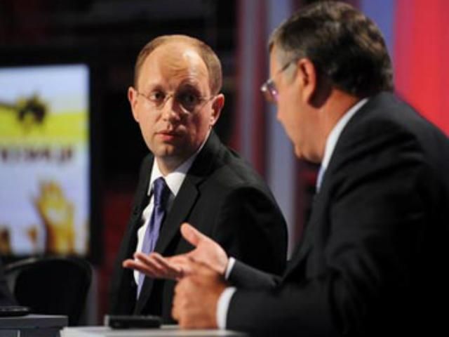 Гриценко: Яценюк з Турчиновим все вирішують самі, ігнорують навіть думку Тимошенко Гриценко: Яценюк з Турчиновим все вирішують самі, ігнорують навіть думку Тимошенко