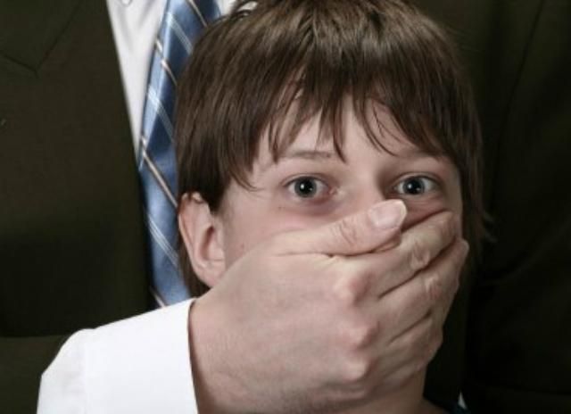 У Росії педофіл очолював дитячий клуб У Росії педофіл очолював дитячий клуб