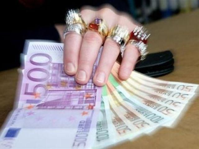 Налог на роскошь - заигрывание богатых с бедными, - эксперт Налог на роскошь - заигрывание богатых с бедными, - эксперт