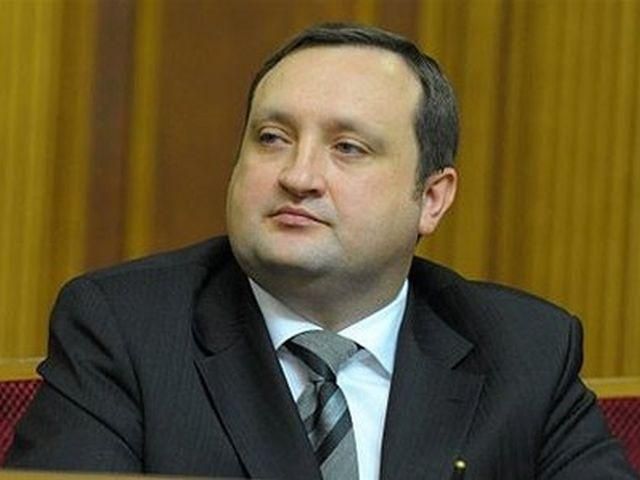 Арбузов може сісти у крісло Азарова вже на початку літа, – політолог Арбузов може сісти у крісло Азарова вже на початку літа, – політолог