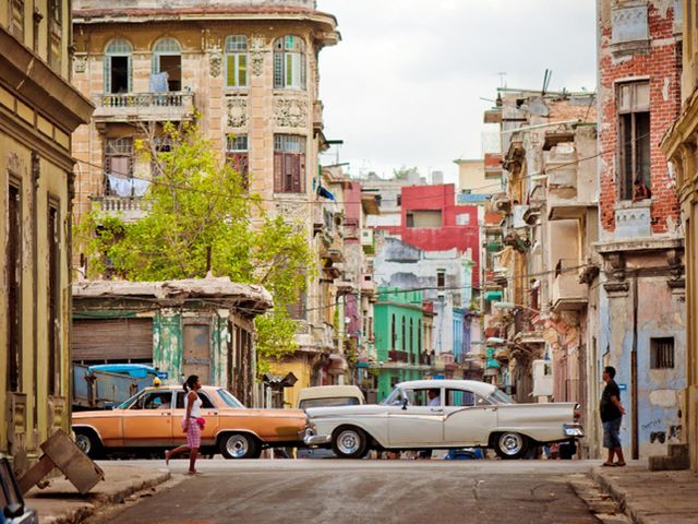 Сегодня кубинцы выбирают парламент Сегодня кубинцы выбирают парламент