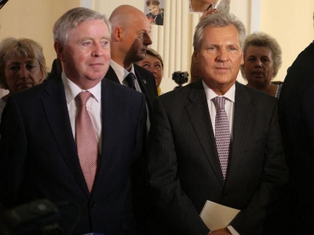 Кокс и Квасьневский вылетают к Луценко вертолетом, - Сарган Кокс и Квасьневский вылетают к Луценко вертолетом, - Сарган