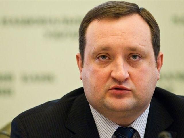 Арбузов вважає, що гривня - засіб заощадження Арбузов вважає, що гривня - засіб заощадження