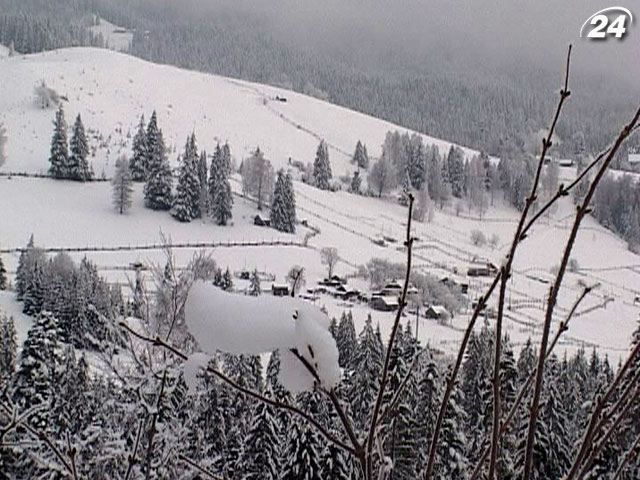 Гидрометцентр предупреждает об опасности схода лавин в Карпатах Гидрометцентр предупреждает об опасности схода лавин в Карпатах