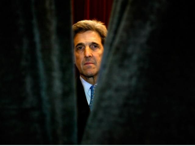 Госсекретарь США будет сообщать о своей работе в Twitter Госсекретарь США будет сообщать о своей работе в Twitter