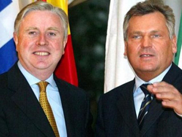 Дружина: Луценко поговорив з Коксом і Кваснєвським про саміт Україна-ЄС Дружина: Луценко поговорив з Коксом і Кваснєвським про саміт Україна-ЄС