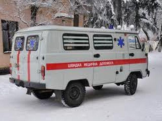 Жінка, незадоволена їжею, відкусила палець сусідці Жінка, незадоволена їжею, відкусила палець сусідці