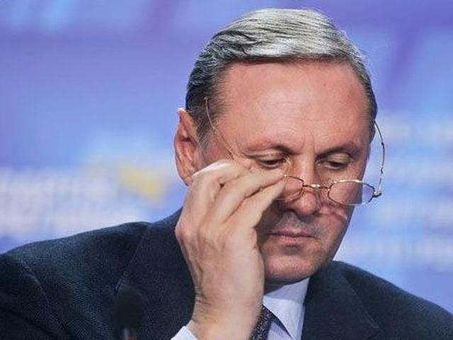 Єфемов підозрює, що опозиція блокує роботу Ради через приїзд Фюле Єфемов підозрює, що опозиція блокує роботу Ради через приїзд Фюле