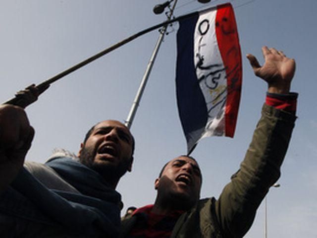 В Египте появились карточки на хлеб В Египте появились карточки на хлеб