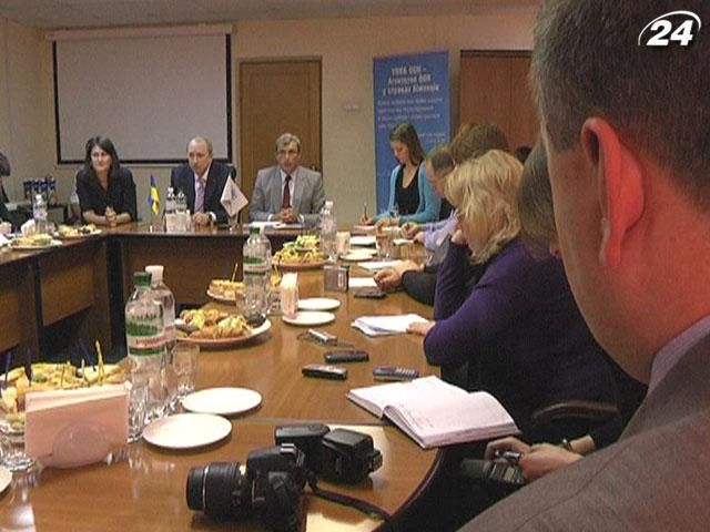 Законодавство України не гарантує захисту біженців Законодавство України не гарантує захисту біженців