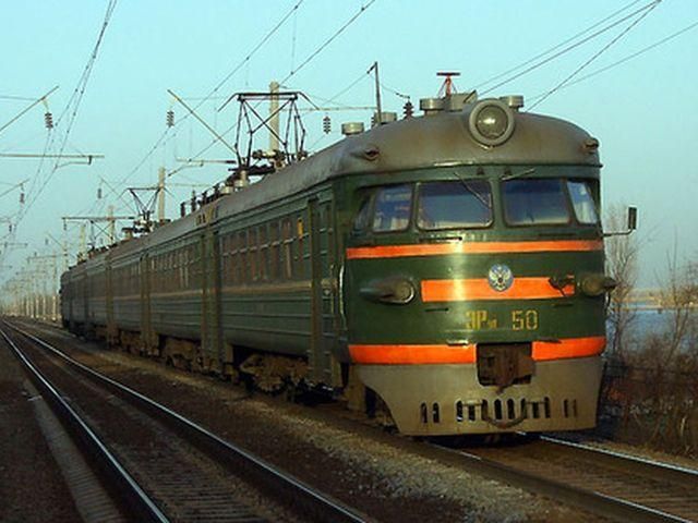 У донецький потяг з пасажирами влетіло 7-кілограмове ядро У донецький потяг з пасажирами влетіло 7-кілограмове ядро