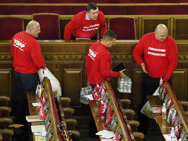 Соратник Яценюка планує перейти в УДАР, – УНН Соратник Яценюка планує перейти в УДАР, – УНН