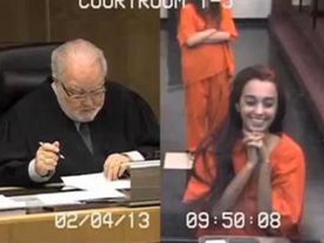 Юную американку засудили на 30 суток и штраф 10 тысяч долларов за смех