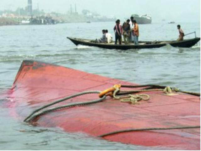 В Бангладеш затонул пассажирский паром