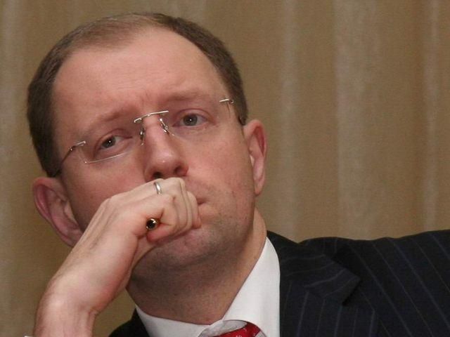 Яценюк хоче відставки Рибака, бо він "не примушує Партію регіонів ходити на роботу" Яценюк хоче відставки Рибака, бо він "не примушує Партію регіонів ходити на роботу"