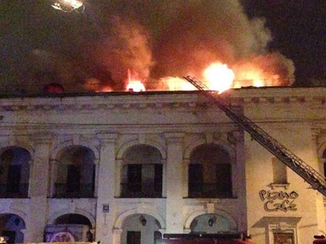 Общественные активисты рассказали о возможных причинах пожара в Гостином дворе