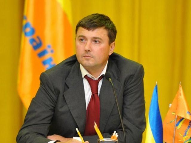 Політрада "Нашої України" звільнила Бондарчука