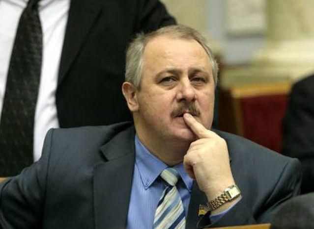 Оппозиция нарушила Конституцию, помешав открытию сессии, – регионал Оппозиция нарушила Конституцию, помешав открытию сессии, – регионал