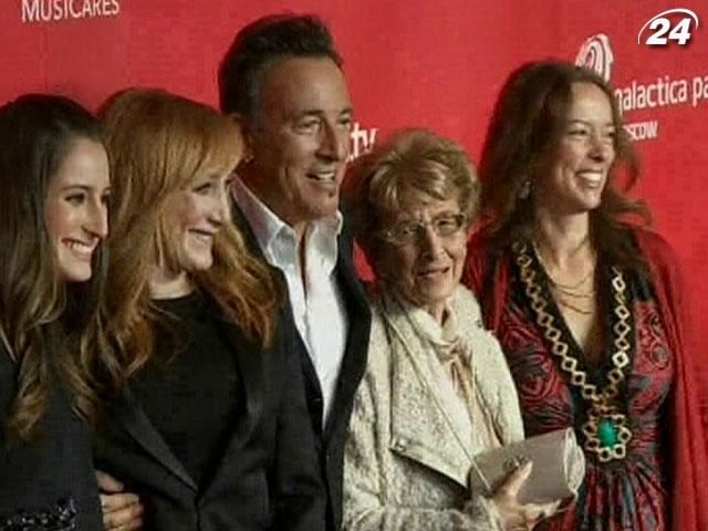 Брюса Спрингстина назвали человеком года Брюса Спрингстина назвали человеком года