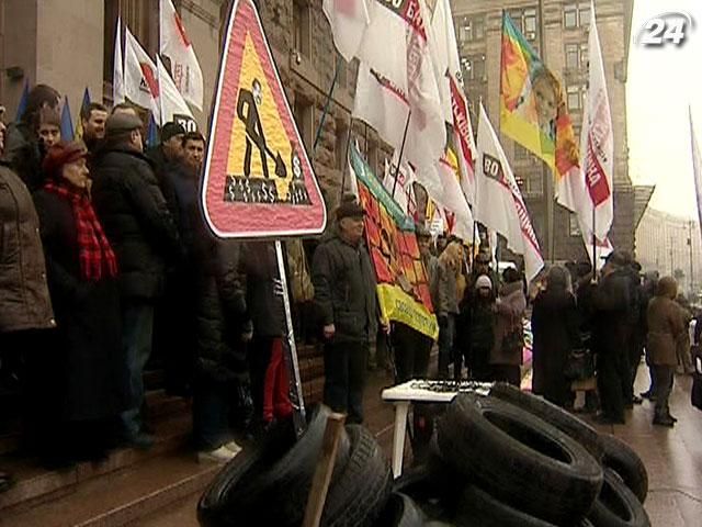 Підсумок тижня: Як опозиціонери Київраду штурмом брали