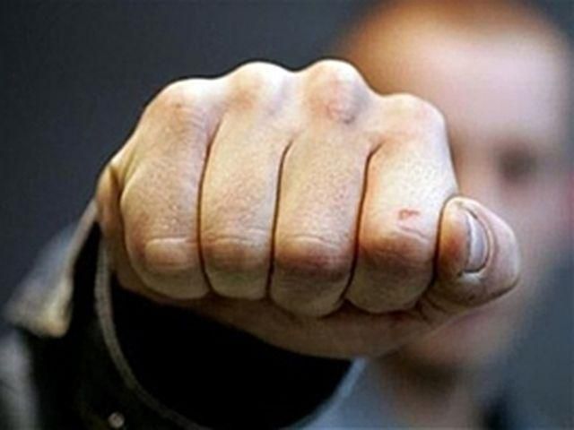 В житомирском пабе избили регионала В житомирском пабе избили регионала