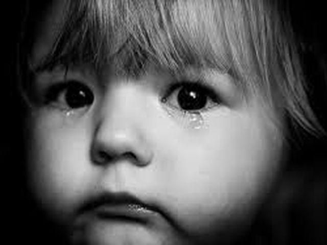 23-летняя горе-мать насмерть задушила своего двухлетнего ребенка 23-летняя горе-мать насмерть задушила своего двухлетнего ребенка