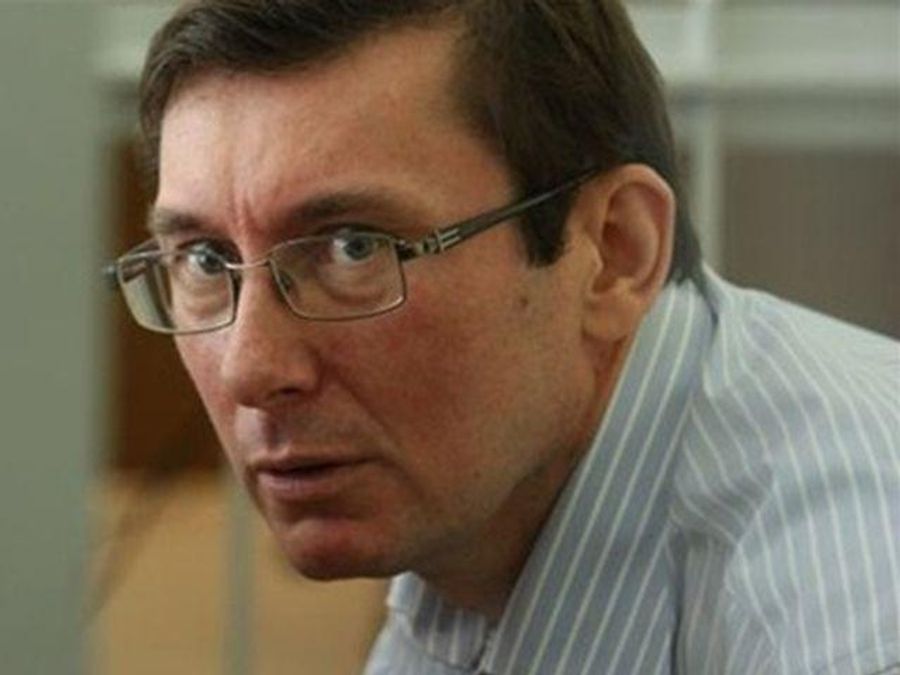Адвокаты будут добиваться освобождения Луценко из-за "букета" болезней Адвокаты будут добиваться освобождения Луценко из-за "букета" болезней