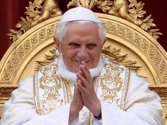 Ватикан: Решение Папы отречься от престола надо уважать