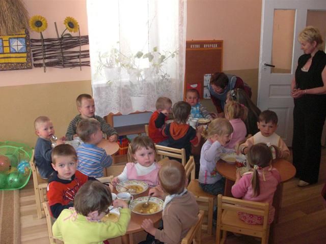 У Черкасах садочки не працюватимуть місяць, бо не вистачає грошей У Черкасах садочки не працюватимуть місяць, бо не вистачає грошей