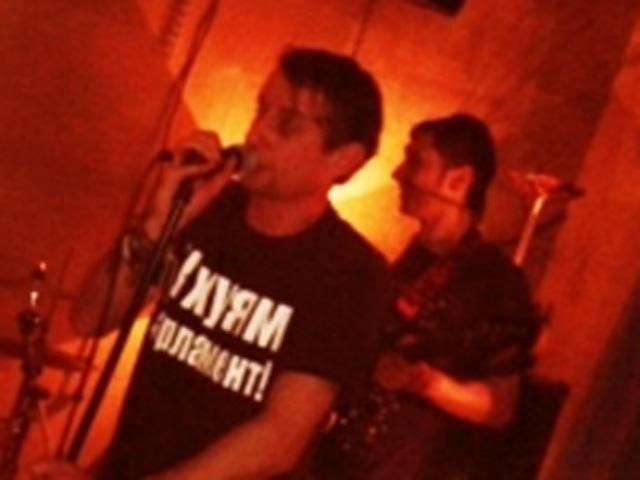 Жадан послав владу на … Жадан послав владу на …