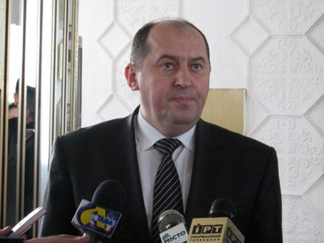 Янукович звільнив заступника міністра надзвичайних ситуацій Янукович звільнив заступника міністра надзвичайних ситуацій