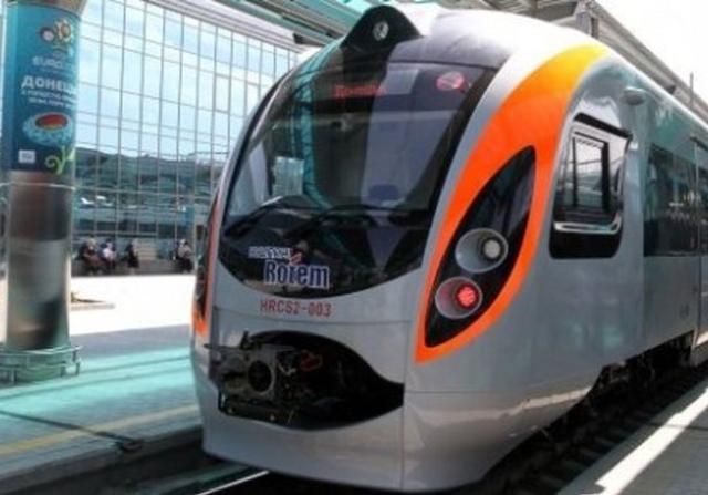 Возмущенные невыплатой зарплат жители Донбасса перекроют дорогу "Хюндай" Возмущенные невыплатой зарплат жители Донбасса перекроют дорогу "Хюндай"