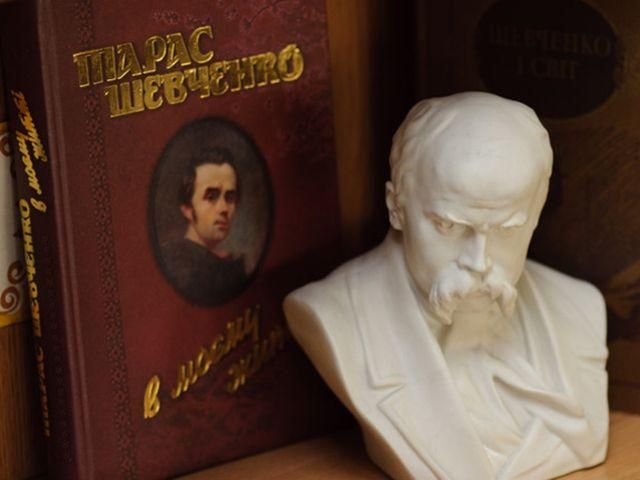 Оголосили імена лауреатів Шевченківської премії Оголосили імена лауреатів Шевченківської премії