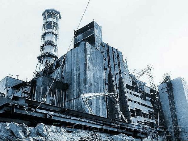 На ЧАЕС звалилися бетонні плити На ЧАЕС звалилися бетонні плити