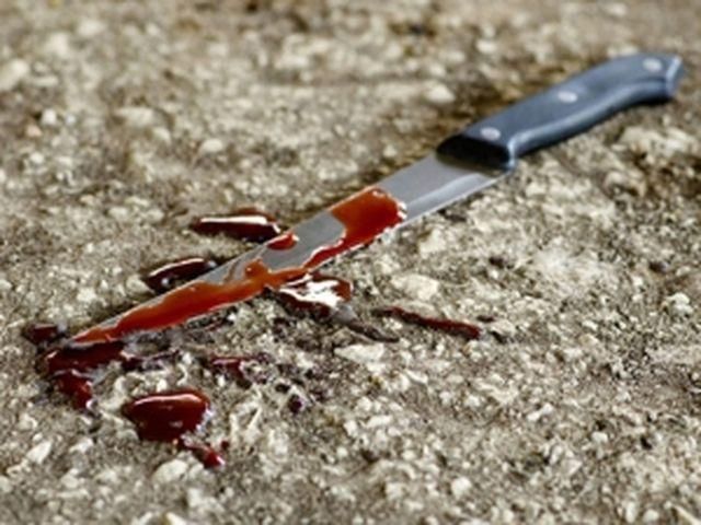 Озлобленная полтавчанка вонзила нож в сердце своему мужу Озлобленная полтавчанка вонзила нож в сердце своему мужу