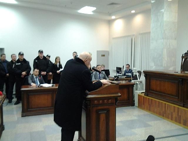 Судья начала допрашивать свидетеля по "делу Щербаня" без Тимошенко Судья начала допрашивать свидетеля по "делу Щербаня" без Тимошенко