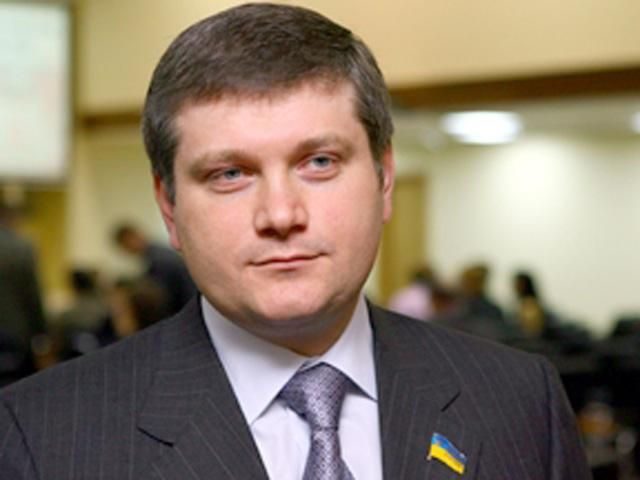 Вилкул уже летит в Донецк на место авиакатастрофы
