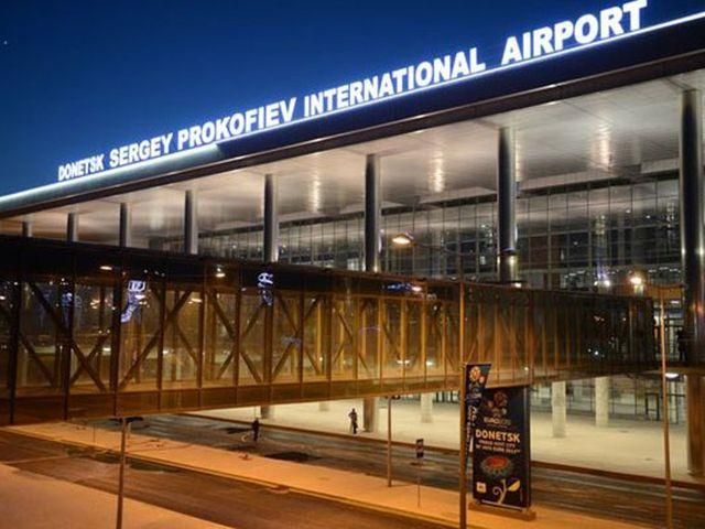 За фактом аварії літака в Донецьку розпочали кримінальне провадження За фактом аварії літака в Донецьку розпочали кримінальне провадження