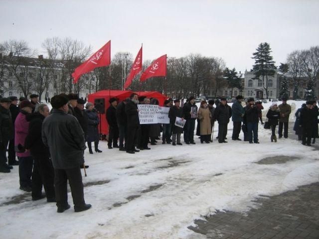 Фашисти захопили Львів, - комуністи Хмельницького (Фото)