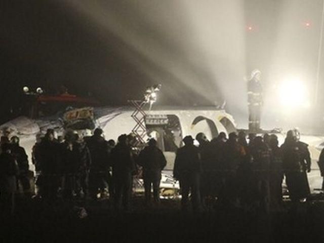 В МЧС называют новую версию крушения самолета в Донецке, - Сегодня В МЧС называют новую версию крушения самолета в Донецке, - Сегодня