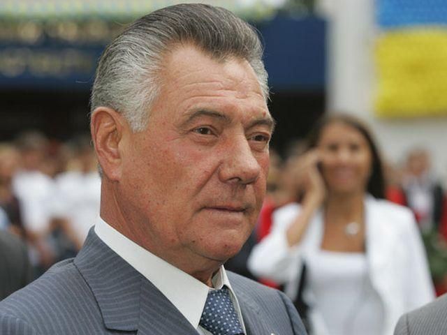 Колишній мер Києва потрапив у ДТП (Фото) Колишній мер Києва потрапив у ДТП (Фото)