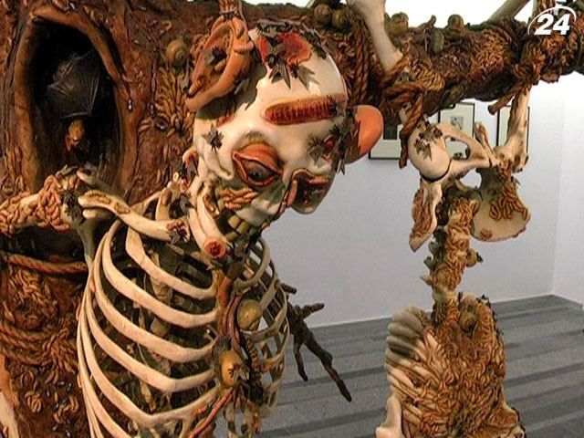 Шокуюче сучасне мистецтво - у PinchukArtCentre (Відео) Шокуюче сучасне мистецтво - у PinchukArtCentre (Відео)