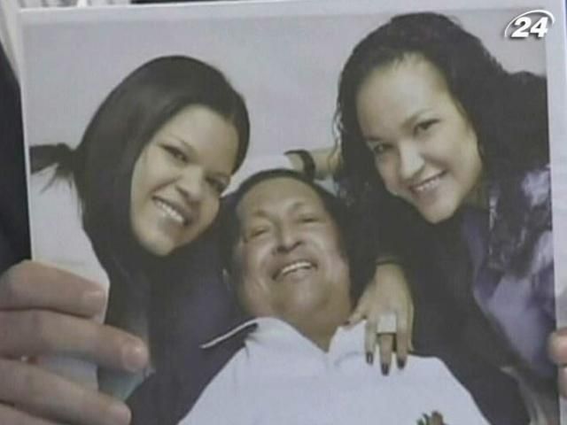 Оприлюднили перші фото Уго Чавеса після чергової операції