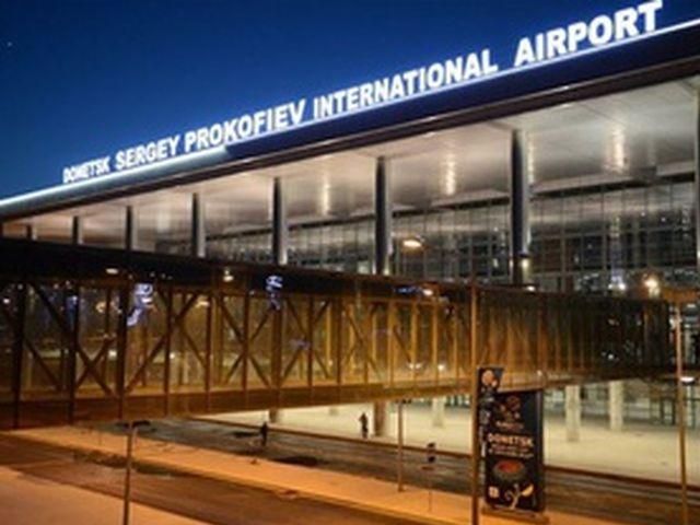 В Одессе простились с жертвами авиакатастрофы в Донецке В Одессе простились с жертвами авиакатастрофы в Донецке